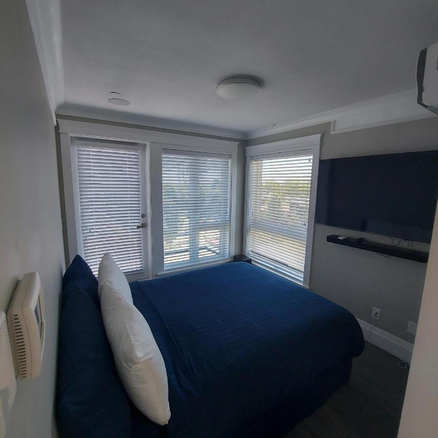 דירות וונקובר Beautiful Bright 3 Bed Townhouse מראה חיצוני תמונה
