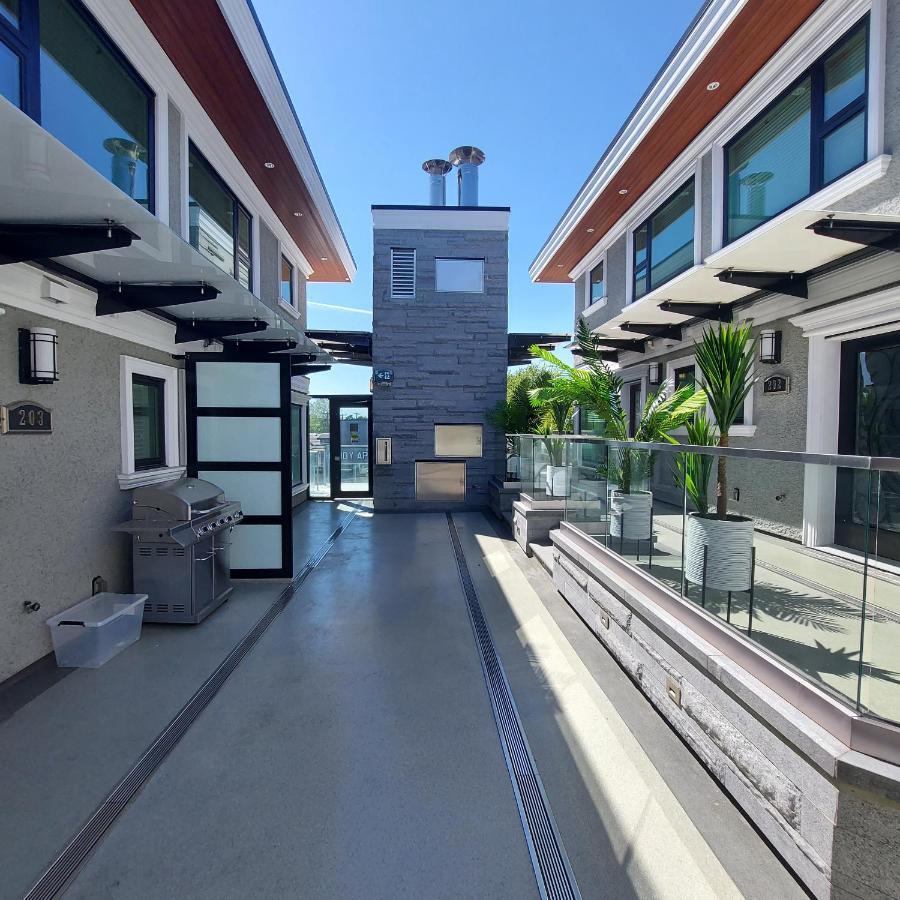 דירות וונקובר Beautiful Bright 3 Bed Townhouse מראה חיצוני תמונה